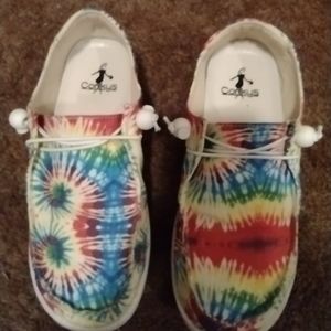 Women's sz 7 Corky's tie-died shoes